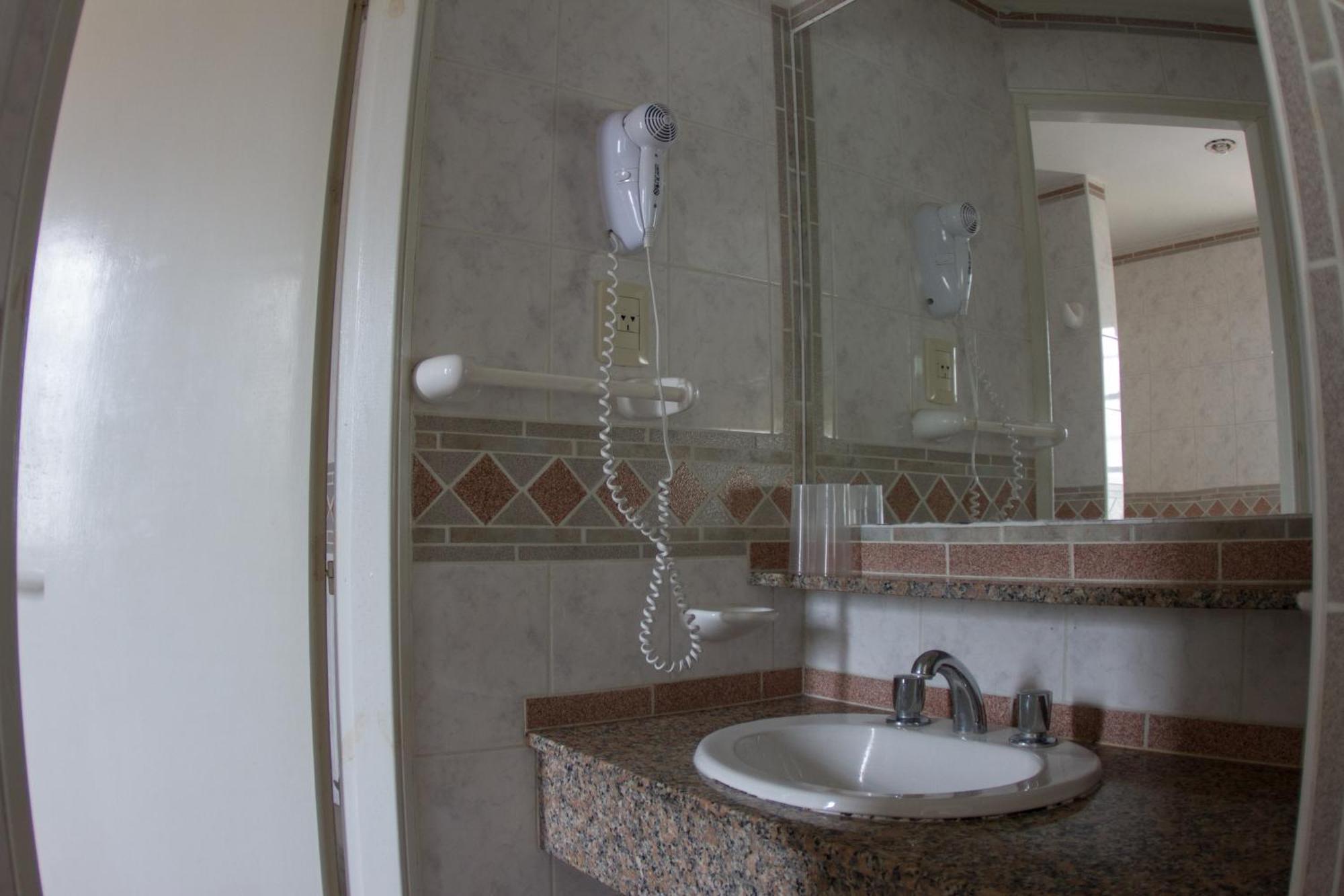 Hotel Teomar Villa Gesell Δωμάτιο φωτογραφία