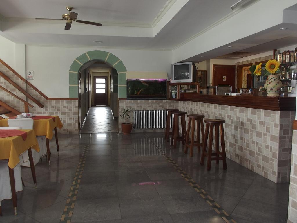 Hotel Teomar Villa Gesell Εξωτερικό φωτογραφία